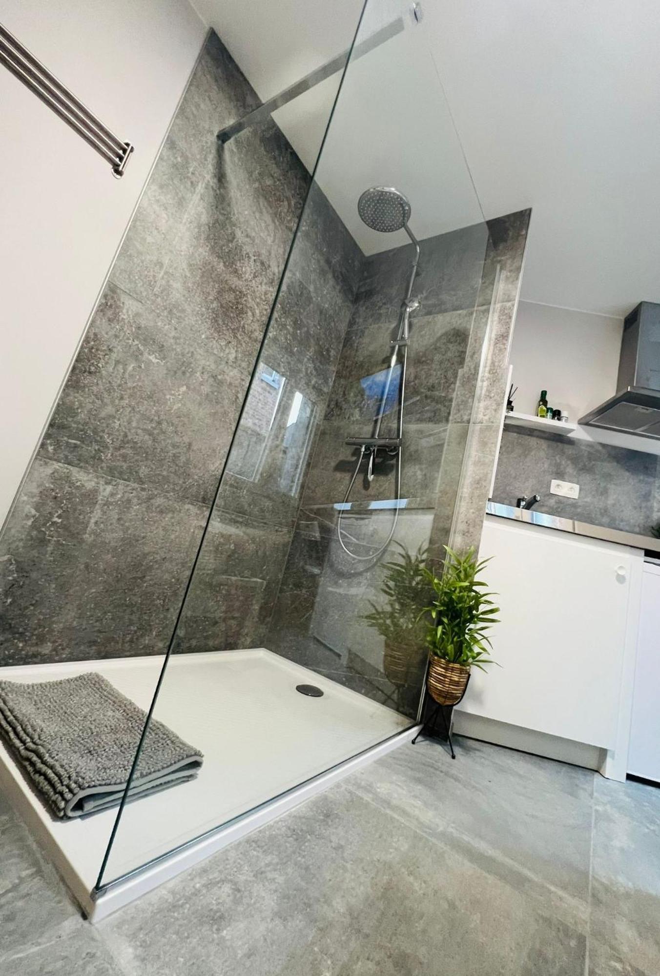 Apartmán Mini Studio Une Personne Lutych Exteriér fotografie